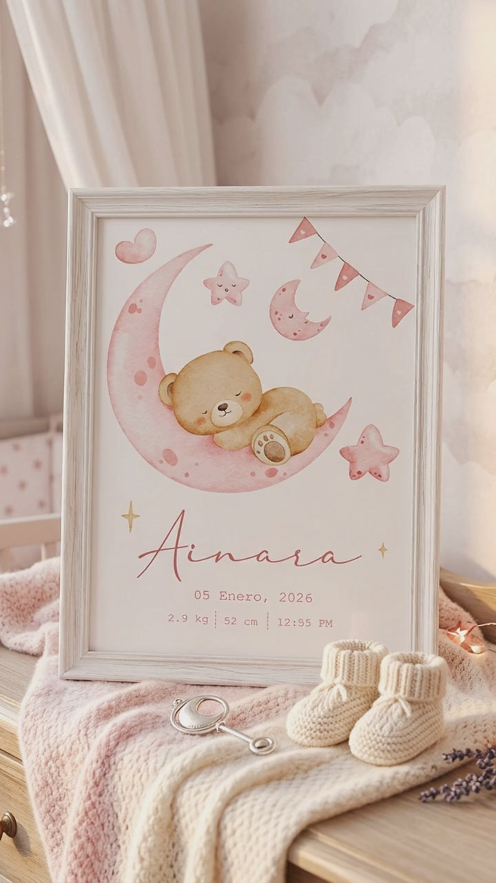 Póster de Nacimiento Personalizado – Osito en la Luna ✨